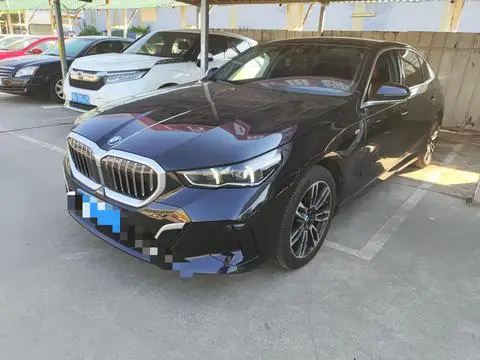 BMW 5 Series 2024