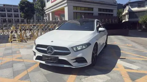 Mercedes-Benz A-Class 2022 — фото 1