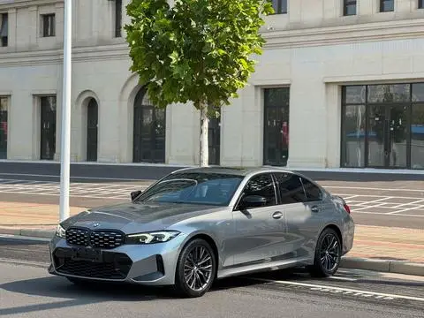 BMW 3 Series 2023 — фото 1