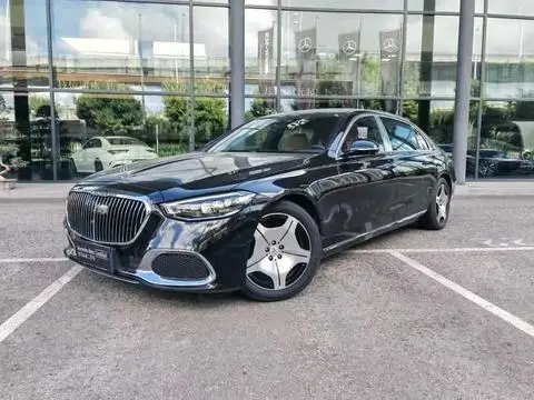 Mercedes-Benz 迈巴赫S-Class 2025