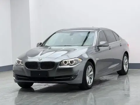 BMW 5 Series 2013 — фото 1