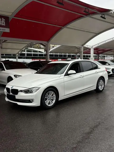 BMW 3 Series 2015 — фото 1