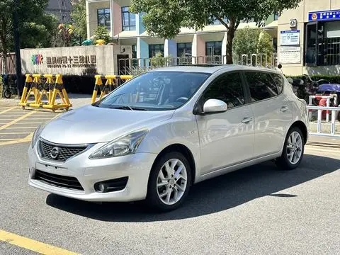 Nissan 骐达TIIDA 2011