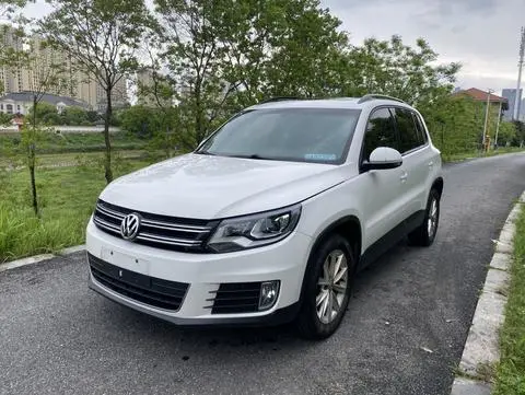 Volkswagen Tiguan 2016 — фото 1