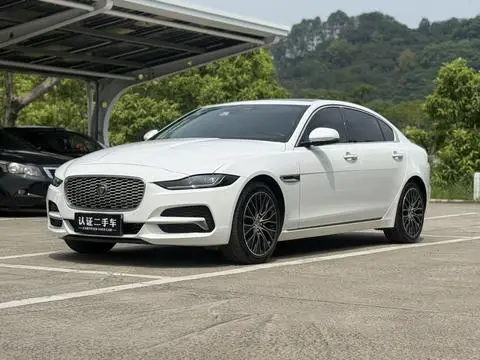 Jaguar XEL 2021 — фото 1