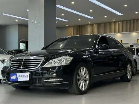 Mercedes-Benz S-Class 2012