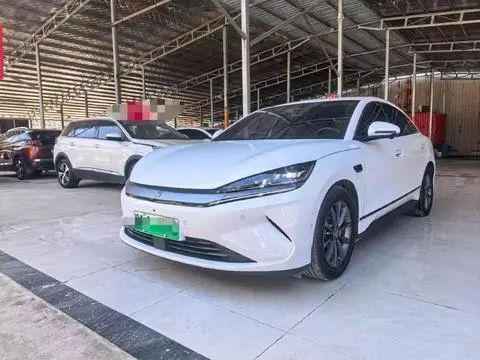 BYD 秦L EV 2025
