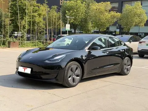 Tesla Model 3 2020 — фото 1