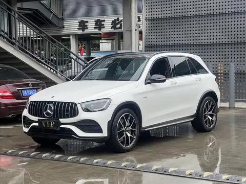 Mercedes-Benz GLC AMG 2022 — фото 1