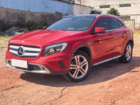 Mercedes-Benz GLA 2016