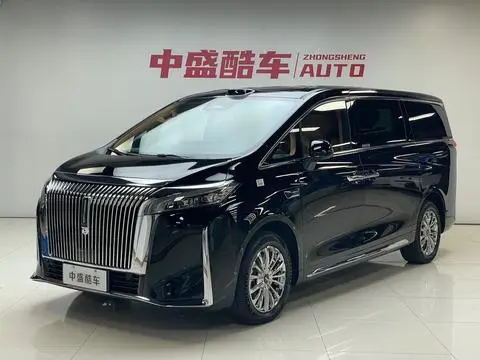 Wey 高山 PHEV 2025