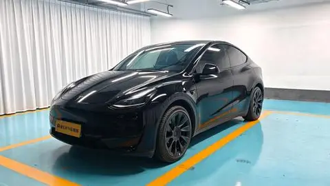 Tesla Model Y 2022 — фото 1