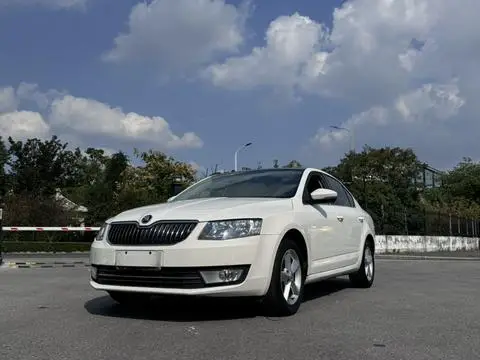 Skoda Octavia 2015 — фото 1