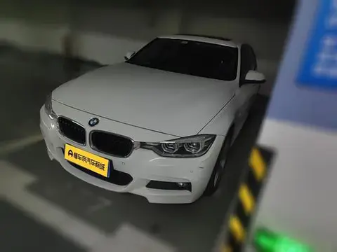 BMW 3 Series 2018 — фото 1