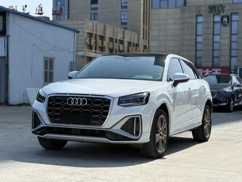 Audi Q2L 2022