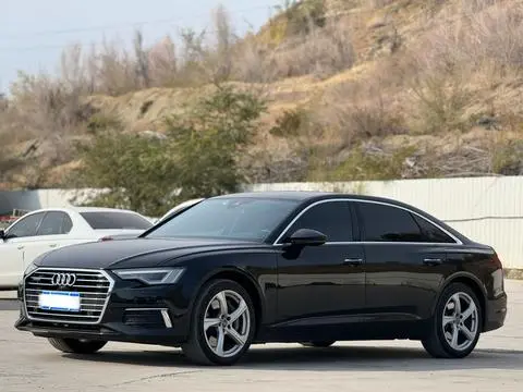 Audi A6L 2021 — фото 1