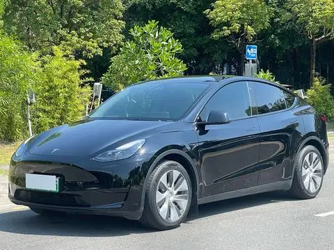 Tesla Model Y 2022 — фото 1