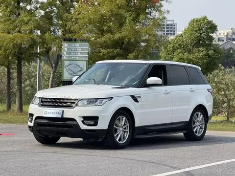 Land Rover 揽胜运动 2017 — фото 1