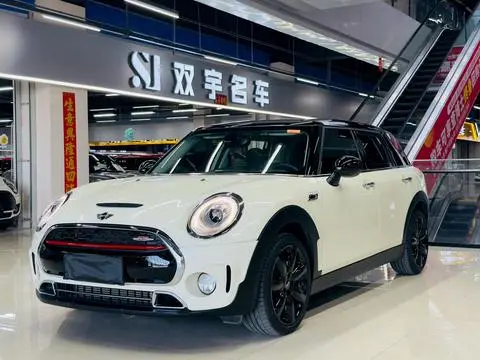 MINI CLUBMAN 2016