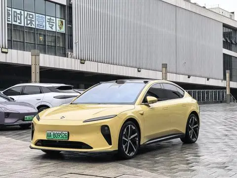 NIO ET5 2022