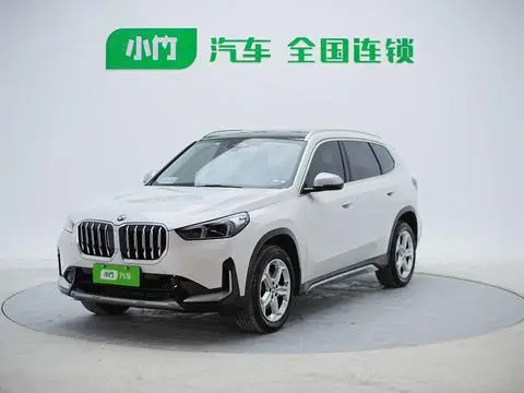 BMW X1 2023 — фото 1