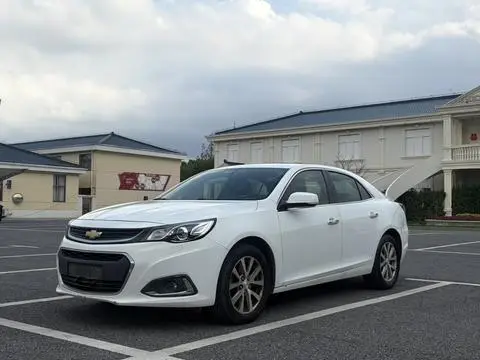 Chevrolet Malibu 2018 — фото 1