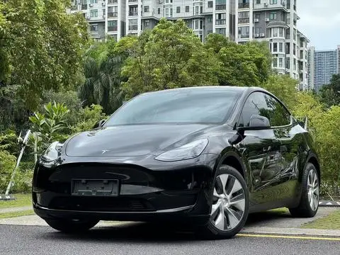 Tesla Model Y 2022 — фото 1