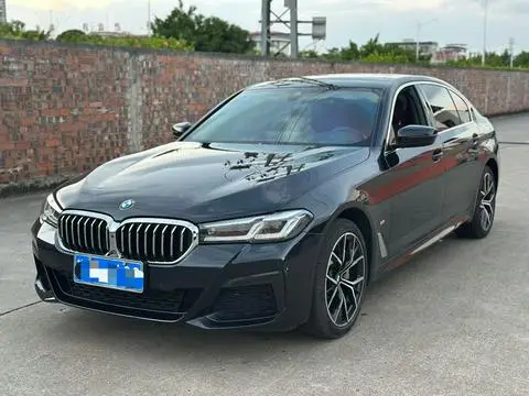 BMW 5 Series 2022 — фото 1