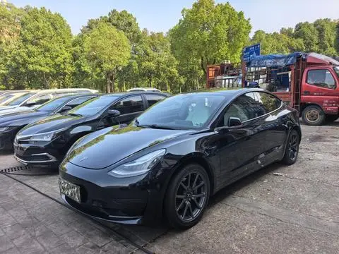Tesla Model 3 2020 — фото 1