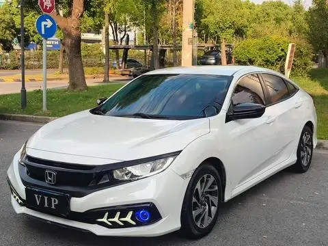 Honda Civic 2019 — фото 1