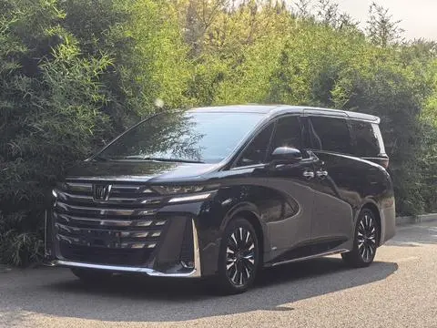 Toyota Alphard 2023