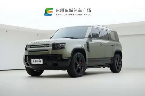 Land Rover Defender 2023