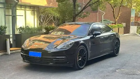 Porsche Panamera 2019