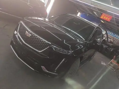 Cadillac XT6 2021 — фото 1