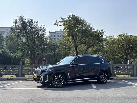 BMW X5 2023