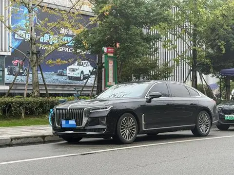 Hongqi H9 2022 — фото 1