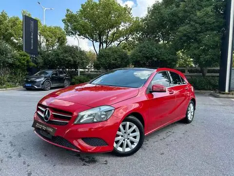 Mercedes-Benz A-Class 2015