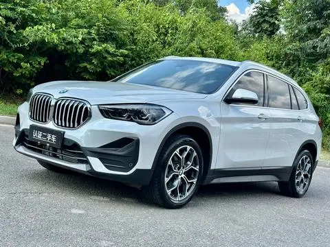 BMW X1 2021 — фото 1