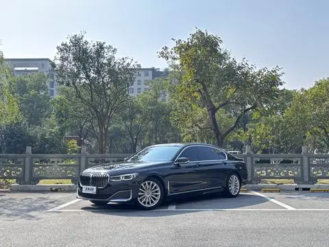 BMW 7 Series 2021