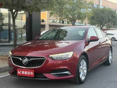 Buick Regal 2019 — фото 1