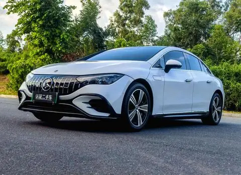 Mercedes-Benz EQE 2022