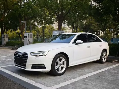 Audi A4L 2017
