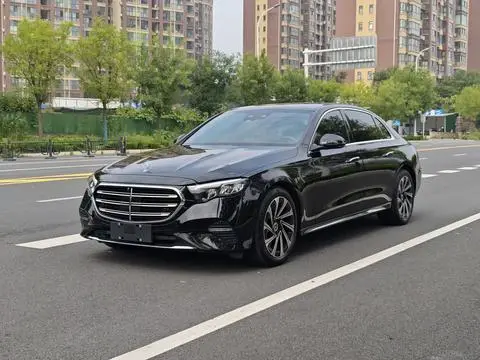Mercedes-Benz E-Class 2024