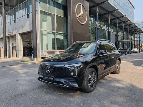 Mercedes-Benz EQB 2025