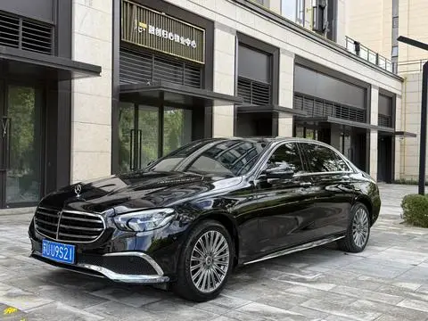 Mercedes-Benz E-Class 2023 — фото 1
