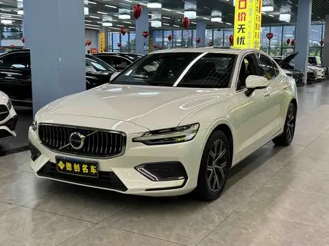 Volvo S60 2023