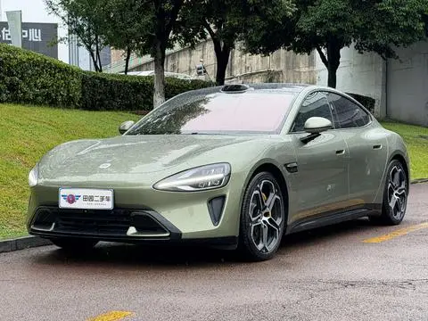 Xiaomi 小米SU7 2024