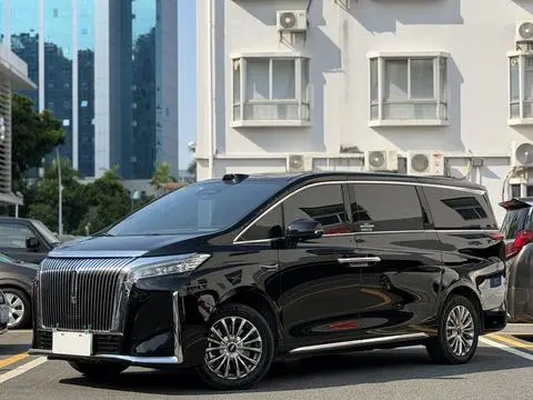 Wey 高山 PHEV 2025
