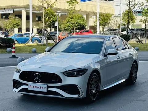 Mercedes-Benz C-Class 2024
