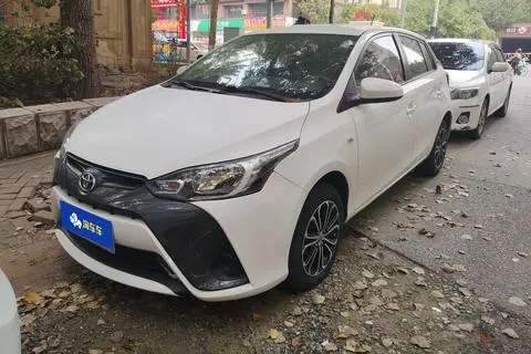 Toyota YARIS L 2016